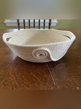 Handmade Heavy-Duty Beige Cotton Rope Bowl with Handles & Spiral Accent